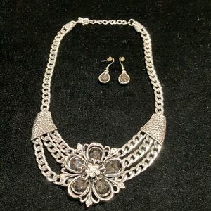 Statement Set - Rhinestones Necklace with earrings F1